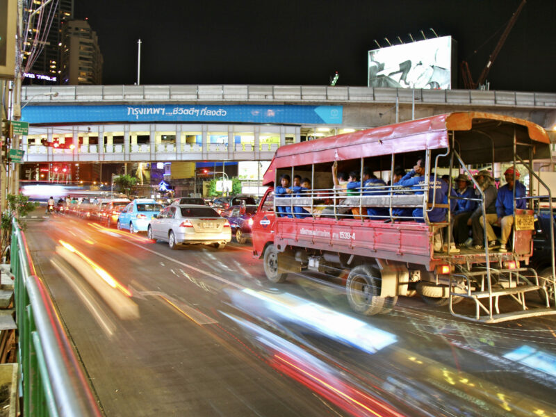 Trafiken finns alltid med som en faktor i Bangkok